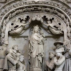 Meet your Posher, Abigail